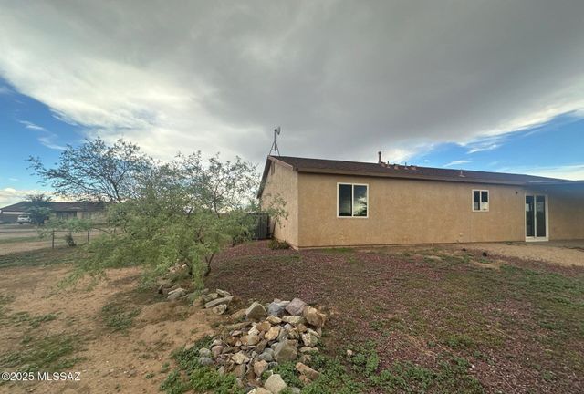 5065 N Sabi Road, Marana, AZ 85653