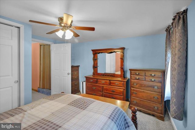 7 SEYFERT DR, Birdsboro, PA 19508