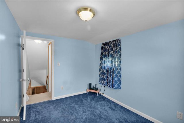 7 SEYFERT DR, Birdsboro, PA 19508