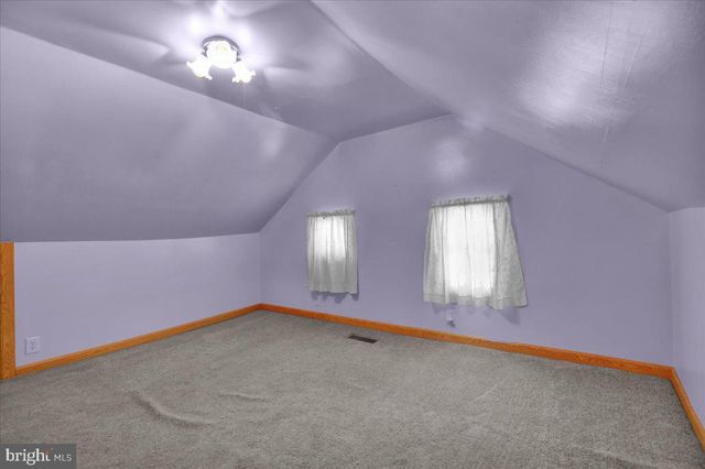 7 SEYFERT DR, Birdsboro, PA 19508