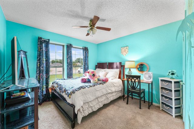 6117 Courtside Drive, Watauga, TX 76148