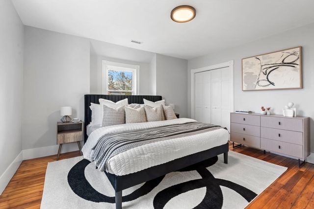 10 King Ter, Beverly, MA 01915