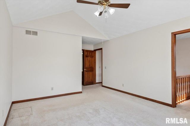 3113 Autumn Wood Drive, Springfield, IL 62704