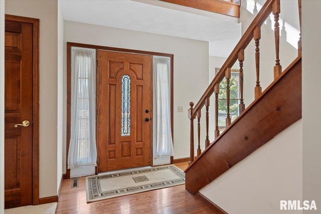 3113 Autumn Wood Drive, Springfield, IL 62704