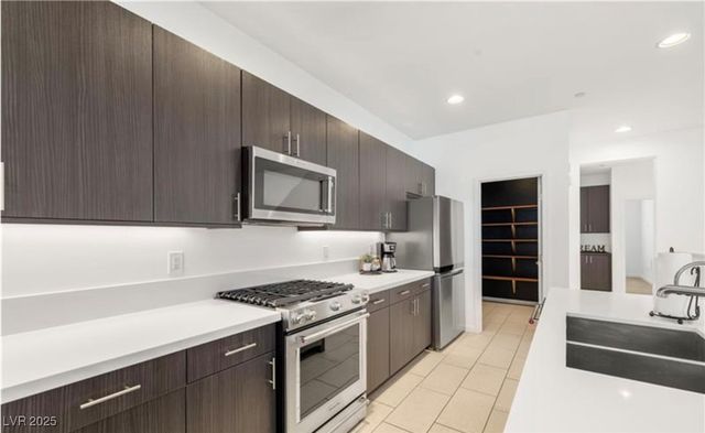 11278 Kraft Mountain Avenue 101, Las Vegas, NV 89135