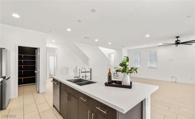 11278 Kraft Mountain Avenue 101, Las Vegas, NV 89135