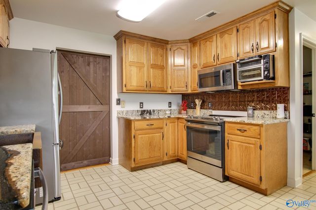 22451 Alabama Highway 157, Town Creek, AL 35672