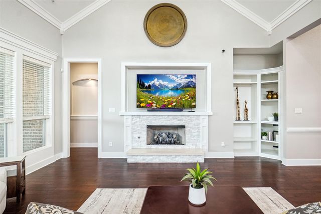 3240 Evan Drive, Hurst, TX 76054
