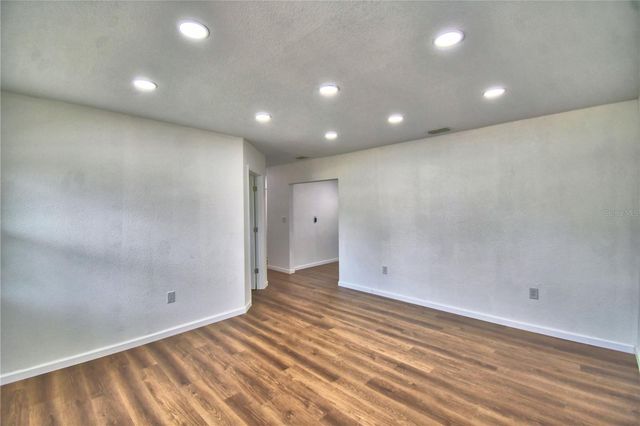 109 2ND JPV STREET, Winter Haven, FL 33880