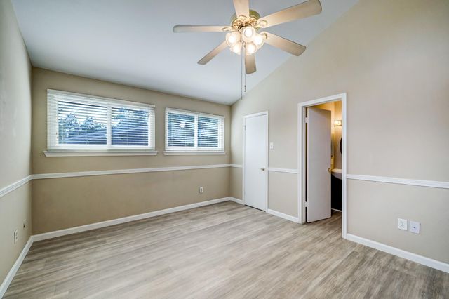 3500 Tangle Brush Drive 119, The Woodlands, TX 77381