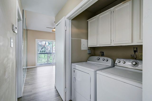 3500 Tangle Brush Drive 119, The Woodlands, TX 77381