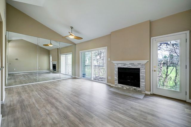 3500 Tangle Brush Drive 119, The Woodlands, TX 77381