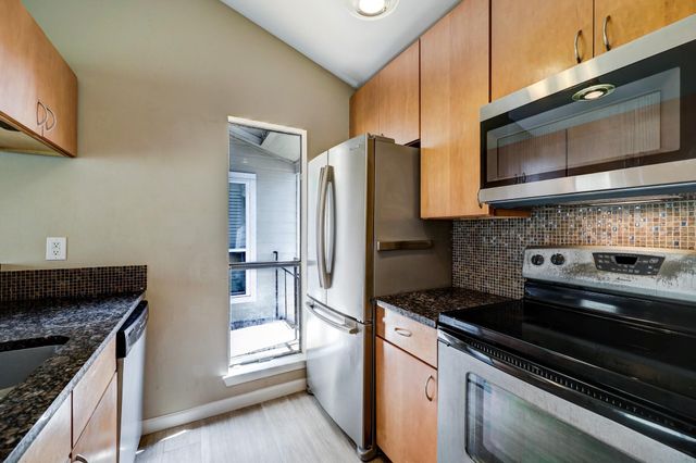 3500 Tangle Brush Drive 119, The Woodlands, TX 77381