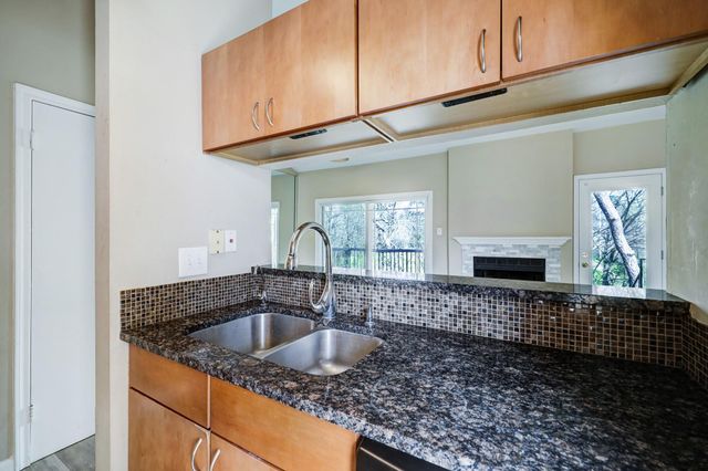 3500 Tangle Brush Drive 119, The Woodlands, TX 77381