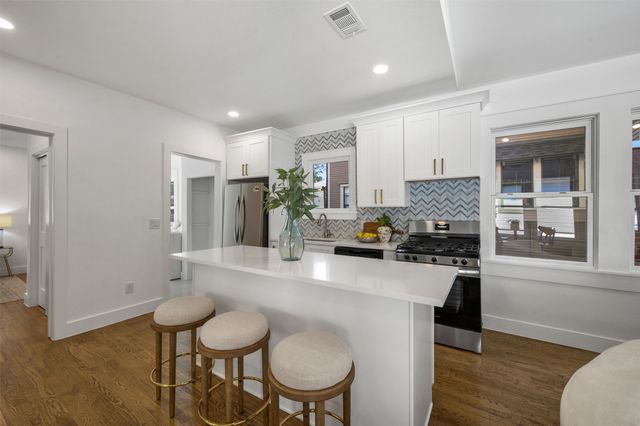4522 Junius Street, Dallas, TX 75246