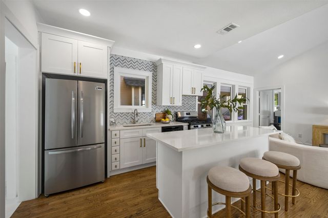 4522 Junius Street, Dallas, TX 75246
