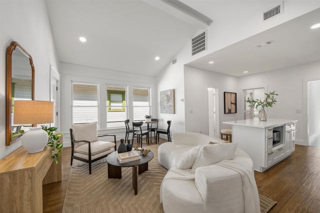 4522 Junius Street, Dallas, TX 75246