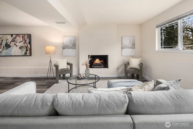 12915 SE 164th Street, Renton, WA 98058