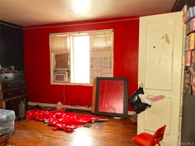 118-11 198th Street, Saint Albans, NY 11412