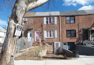 118-11 198th Street, Saint Albans, NY 11412