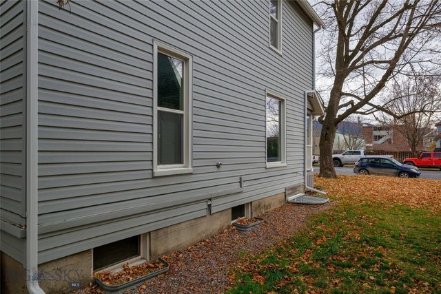512 S 2nd W, Missoula, MT 59801