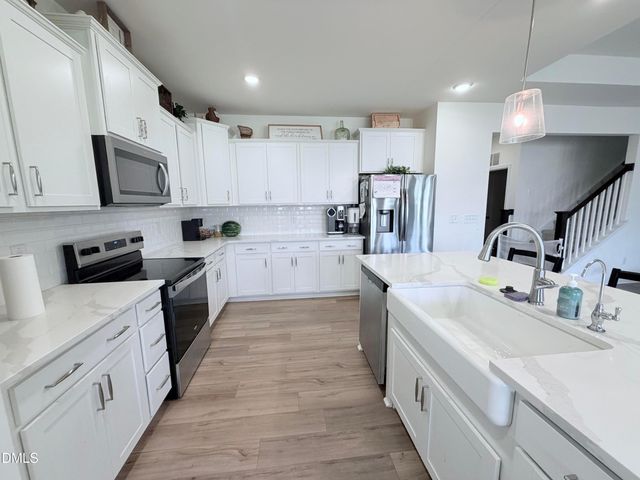 468 Winding Creek Drive, Lillington, NC 27546