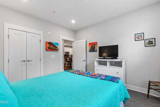 105 Chatham Walk Lane 204, Cary, NC 27511