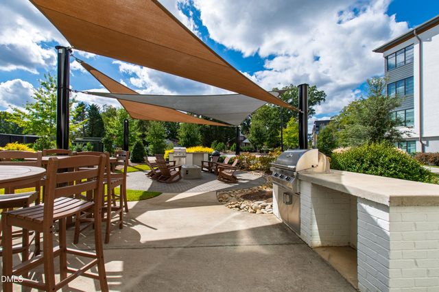 105 Chatham Walk Lane 204, Cary, NC 27511