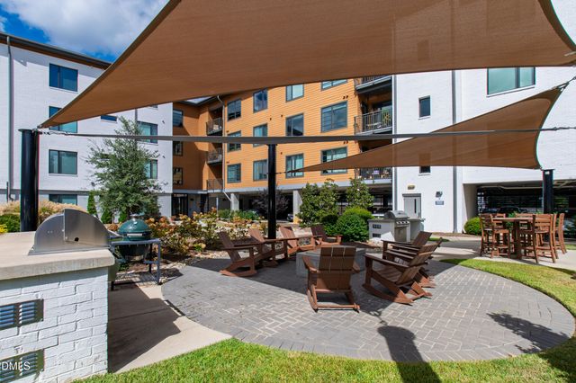 105 Chatham Walk Lane 204, Cary, NC 27511