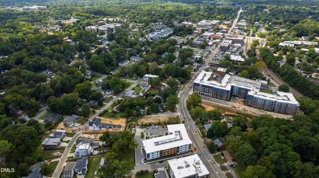 105 Chatham Walk Lane 204, Cary, NC 27511