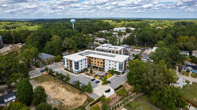 105 Chatham Walk Lane 204, Cary, NC 27511