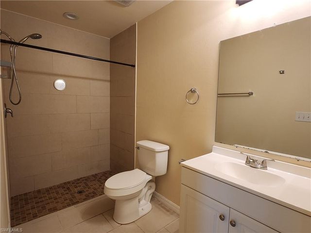121 SW 16th TER, Cape Coral, FL 33991