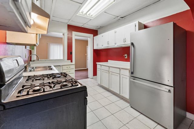 568 Johnson Street, Gary, IN 46402