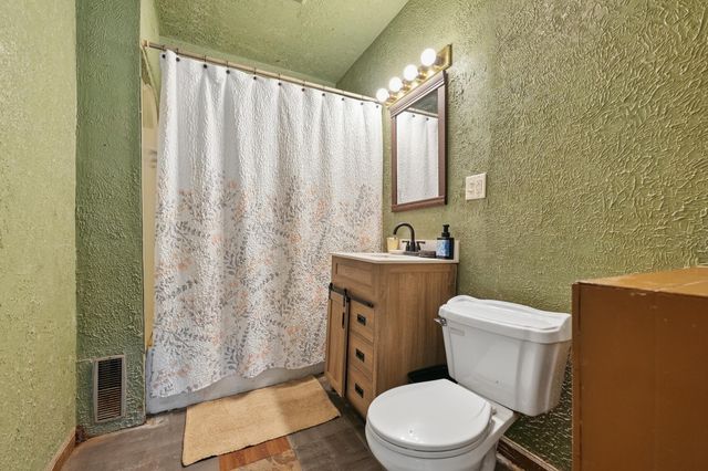 568 Johnson Street, Gary, IN 46402