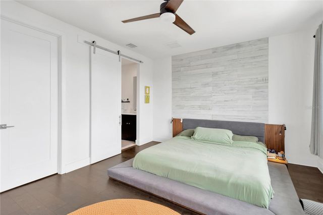 3100 W PAUL AVENUE 14, Tampa, FL 33611