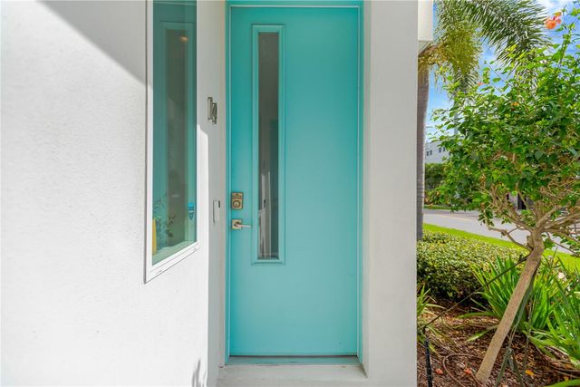 3100 W PAUL AVENUE 14, Tampa, FL 33611