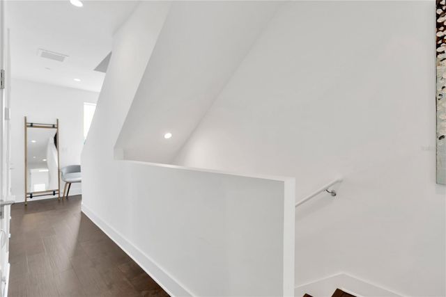 3100 W PAUL AVENUE 14, Tampa, FL 33611