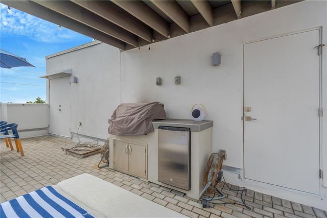 3100 W PAUL AVENUE 14, Tampa, FL 33611