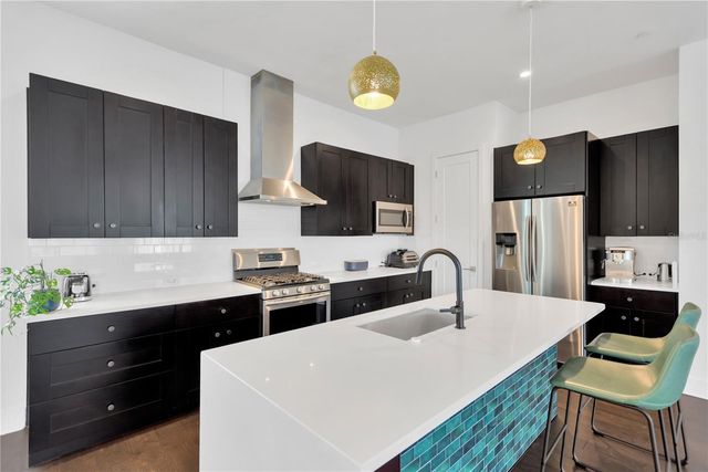 3100 W PAUL AVENUE 14, Tampa, FL 33611