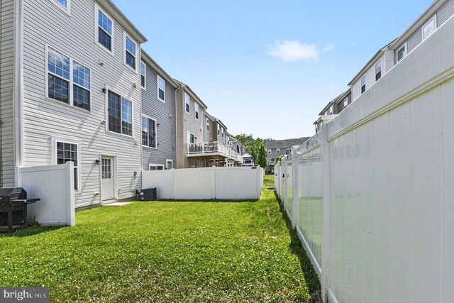 957 MORGAN RUN RD, Middle River, MD 21220