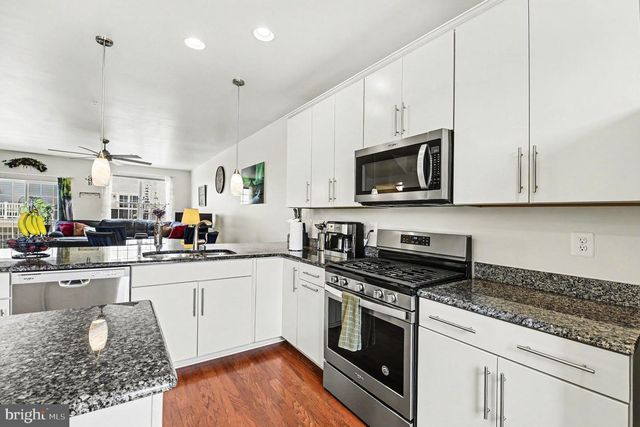 957 MORGAN RUN RD, Middle River, MD 21220