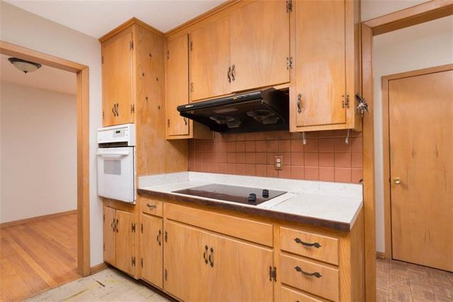 503 E 89th Street, Kansas City, MO 64131