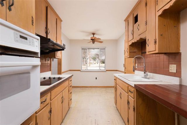 503 E 89th Street, Kansas City, MO 64131