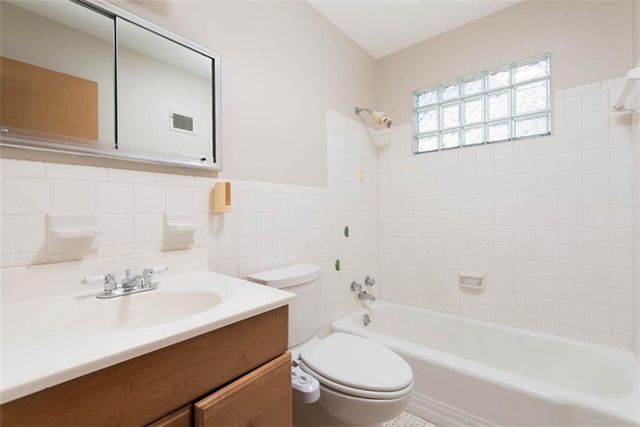 503 E 89th Street, Kansas City, MO 64131