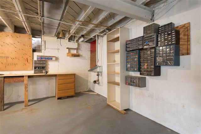 503 E 89th Street, Kansas City, MO 64131