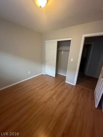 4966 Blue Marlin Avenue, Las Vegas, NV 89115