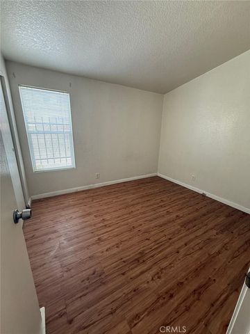 5300 Cortland Street 27, Lynwood, CA 90262