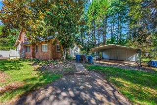 404 N State Street, Yadkinville, NC 27055