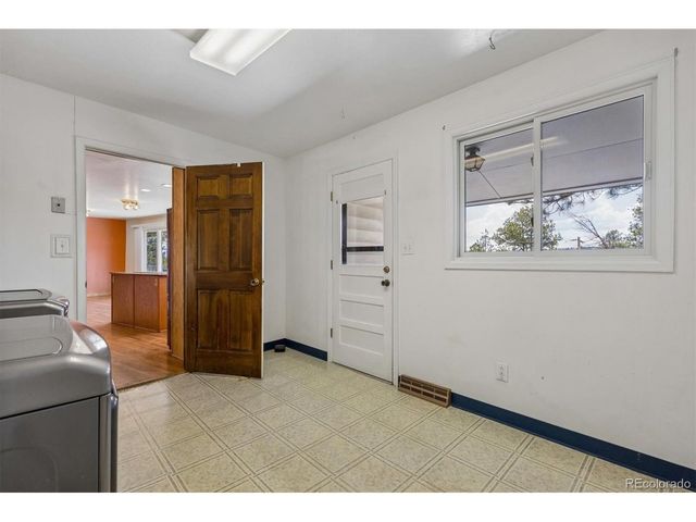 5781 N Lariat Dr, Castle Rock, CO 80108