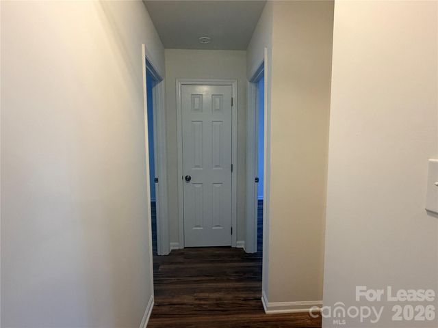 5917 Crape Myrtle Lane, Charlotte, NC 28216
